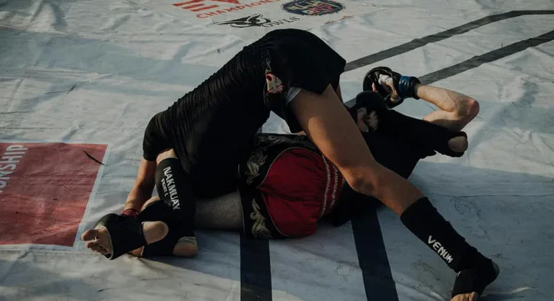 Kampsportsskador i MMA så ser det ut på riktigt i svenska gym